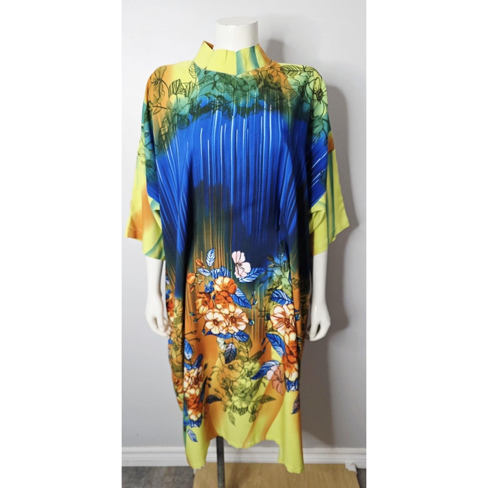 Vintage 1970s Tropical Floral Print Kaftan with Inner Waist Ties